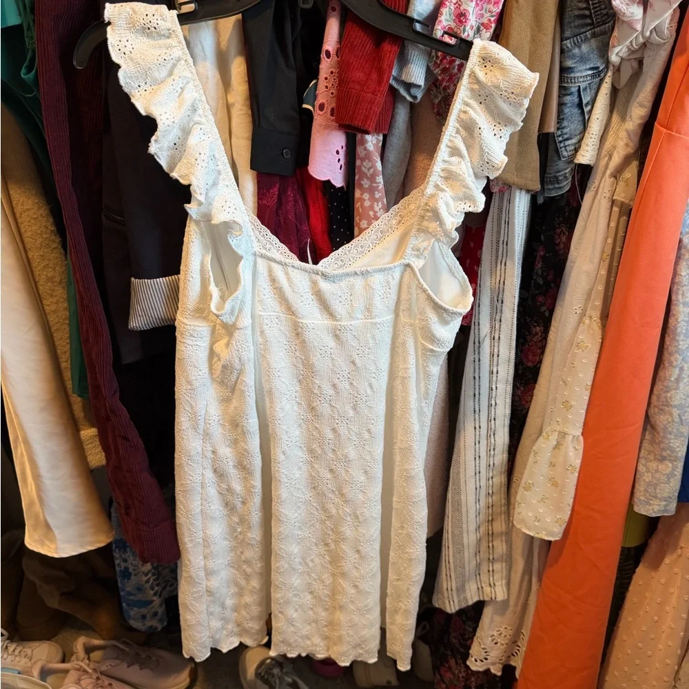 wild fable White Eyelet Lace Trim Camisole Dress Top - Picture 2 of 4